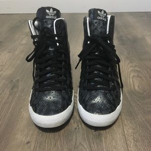 Adidas Women’s Sneakers